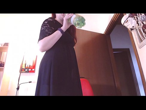 ❤️ Un escravo sumiso que adora as bragas sucias e deliciosas vese obrigado a masturbarse despois de ver este vídeo! ️❌ Super porno en % gl.pornpk.ru %